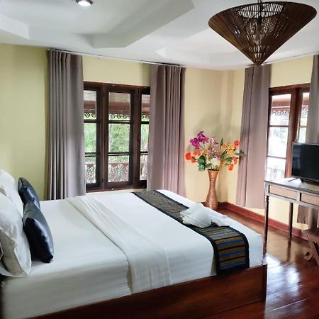 Jintana Resort Buriram Exteriör bild